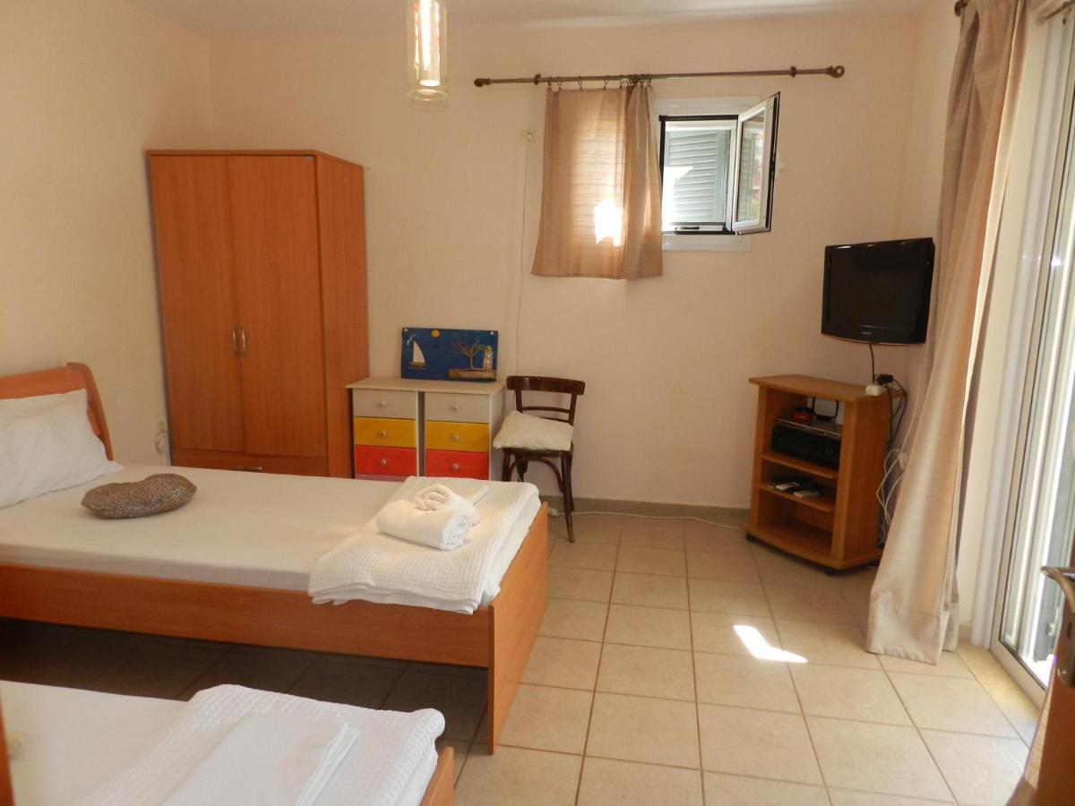 Orizzonte Apartments Lefkada Apolpaina ภายนอก รูปภาพ