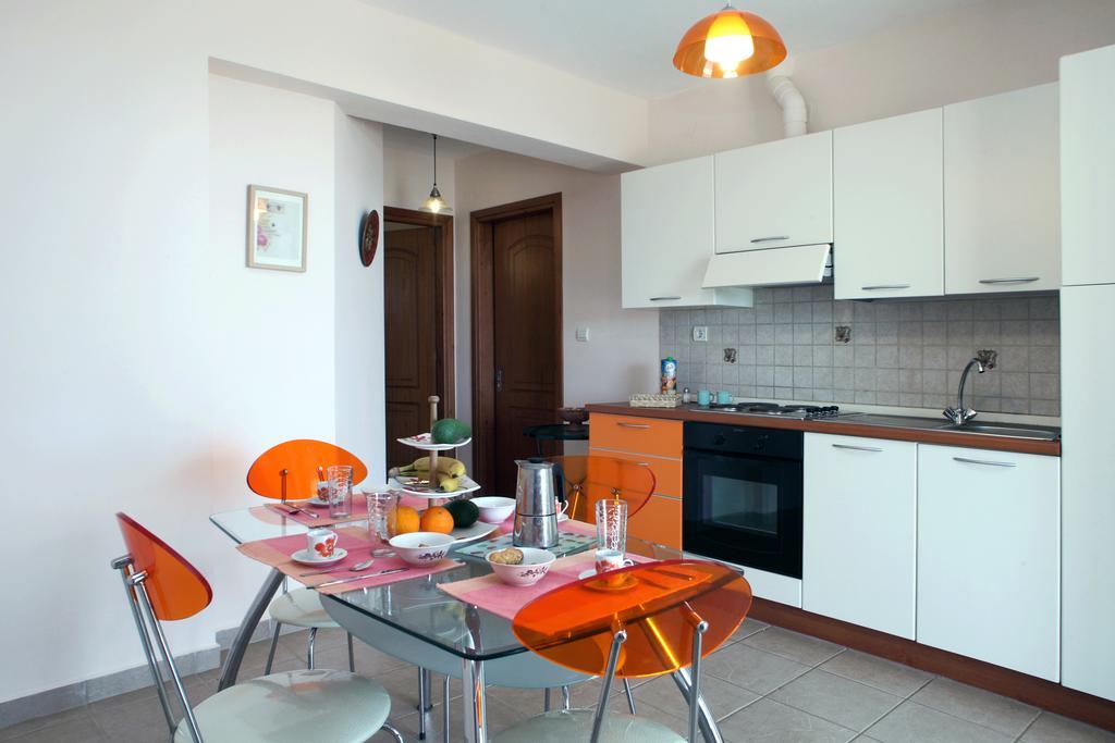 Orizzonte Apartments Lefkada Apolpaina ภายนอก รูปภาพ