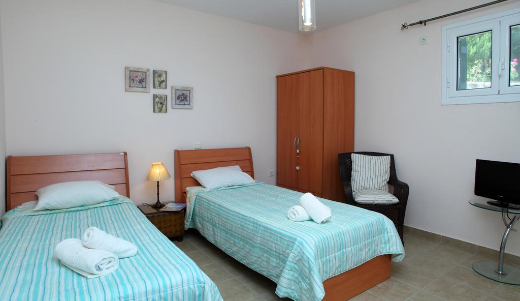 Orizzonte Apartments Lefkada Apolpaina ภายนอก รูปภาพ